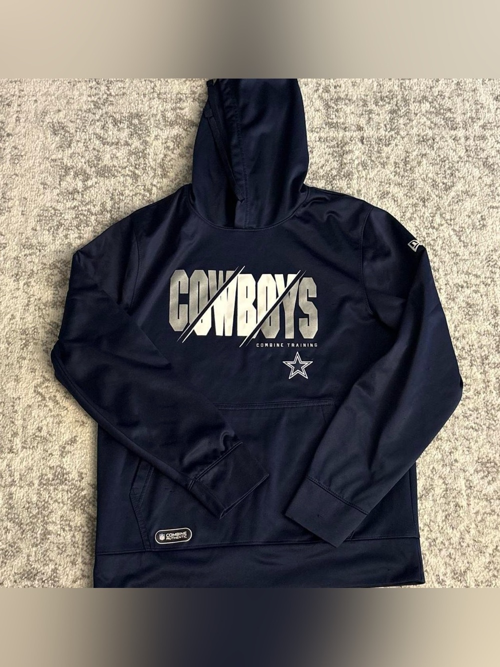 New Era NFL Team Apparel Dallas Cowboys Navy Hoodie Size Medium